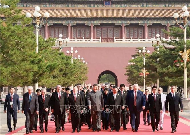 Chủ tịch nước Lương Cường dự Lễ duyệt binh kỷ niệm 80 năm chiến thắng phát xít của nhân dân thế giới ảnh 1