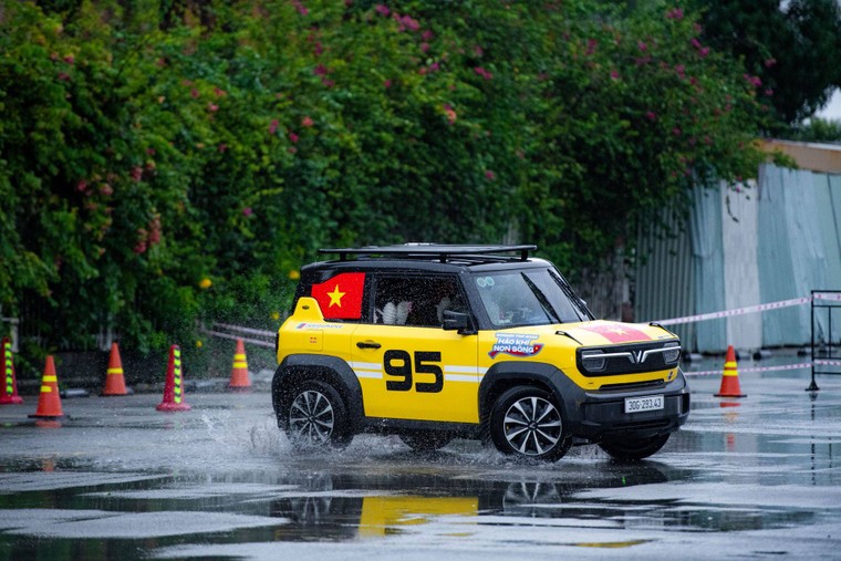 Wonder Trip 2025: Đoàn xe VinFast xuyên Việt tạo nên những khoảnh khắc đẹp như mơ ảnh 3