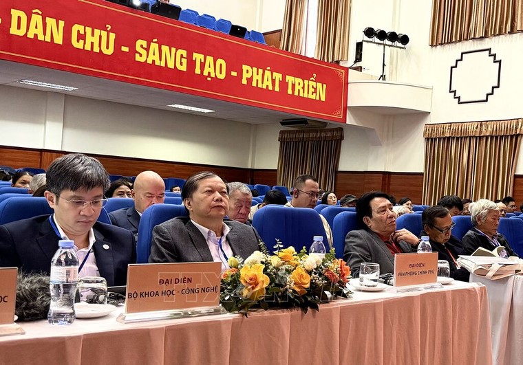 Giải mã kiến trúc cung điện và đời sống tại Hoàng thành Thăng Long sau 15 năm nghiên cứu ảnh 3