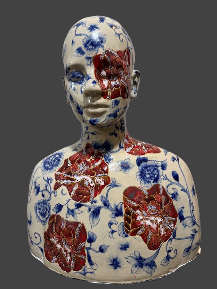 "Khởi Thủy" - Tiếp nối hành trình cùng gốm của nghệ sĩ Nguyễn Thuy Thủy ảnh 2