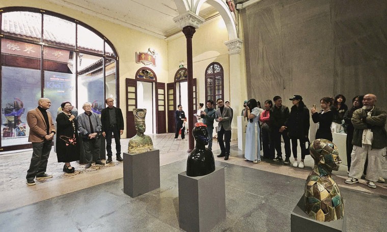 Khởi Thủy - Nơi gốm độc bản đối thoại cùng di sản quá khứ ảnh 1