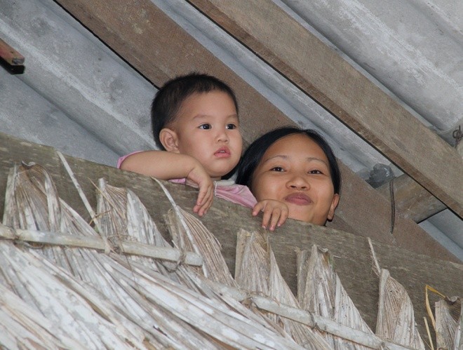 Lũ chưa rút, nhiều người dân Hà Tĩnh cạn kiệt đồ ăn ảnh 8