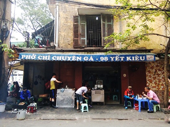 Những quán ăn trên 30 năm đắt khách ở Hà Nội ảnh 1