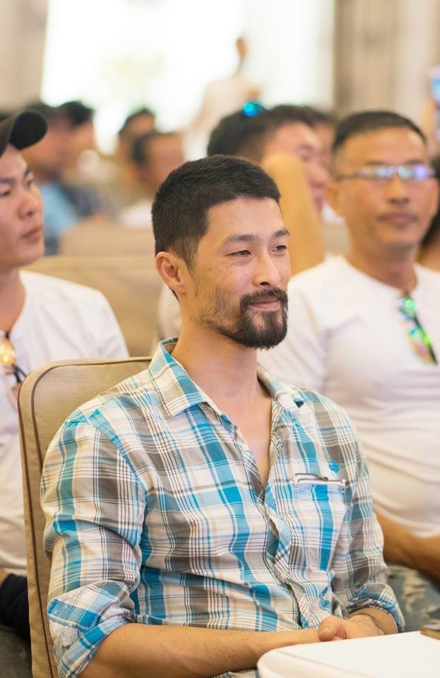 Johnny Trí Nguyễn gầy hom hem, kém sắc ở tuổi 44 ảnh 3