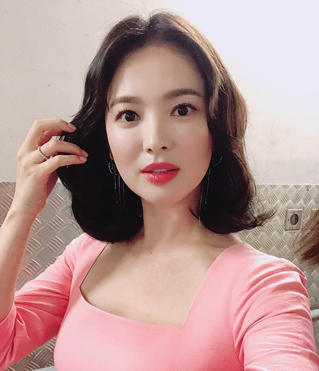 Song Hye Kyo xinh đẹp như gái chưa chồng tại Hồng Kông ảnh 6