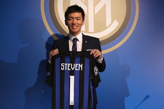 Vẻ điển trai của chủ tịch trẻ tuổi nhất trong lịch sử CLB Inter Milan ảnh 3