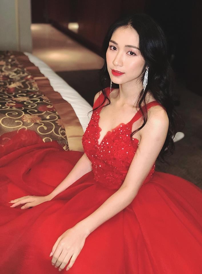 Sau trận Việt Nam - Malaysia, Hòa Minzy bị réo tên liên tục ảnh 4