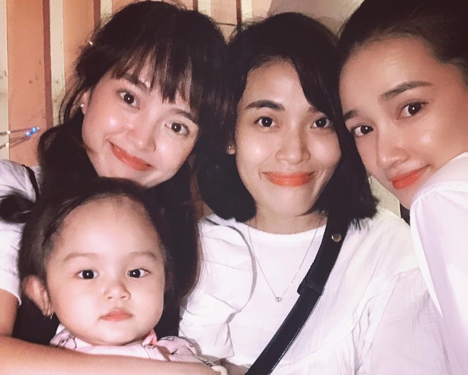 Nhã Phương lần đầu xuất hiện sau 1 tháng sinh con ảnh 1