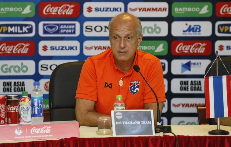 HLV Thái Lan: Chúng tôi muốn đánh bại Việt Nam ảnh 1