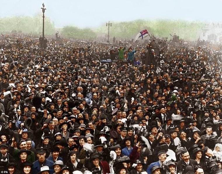 Những tấm ảnh màu chưa từng được công bố về hậu Thế Chiến thứ nhất ảnh 9