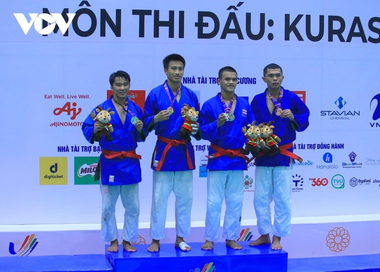 SEA Games 31: Việt Nam vươn lên đầu bảng xếp hạng huy chương ảnh 2