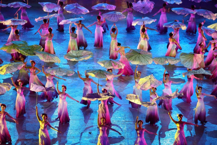 Khai mạc Đại hội thể thao Đông Nam Á qua ống kính phóng viên nước ngoài ảnh 12