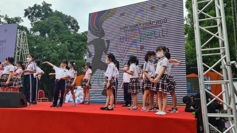 Giải chạy Pháp ngữ 'Elle peut' trước giờ chính thức khởi tranh ảnh 5