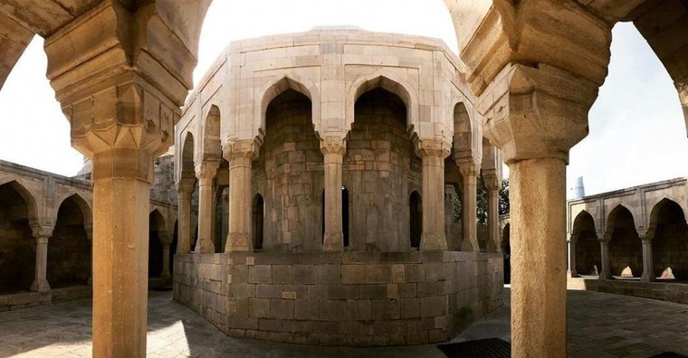 Azerbaijan: Vẻ đẹp của Baku, Thủ đô thấp nhất thế giới ảnh 3