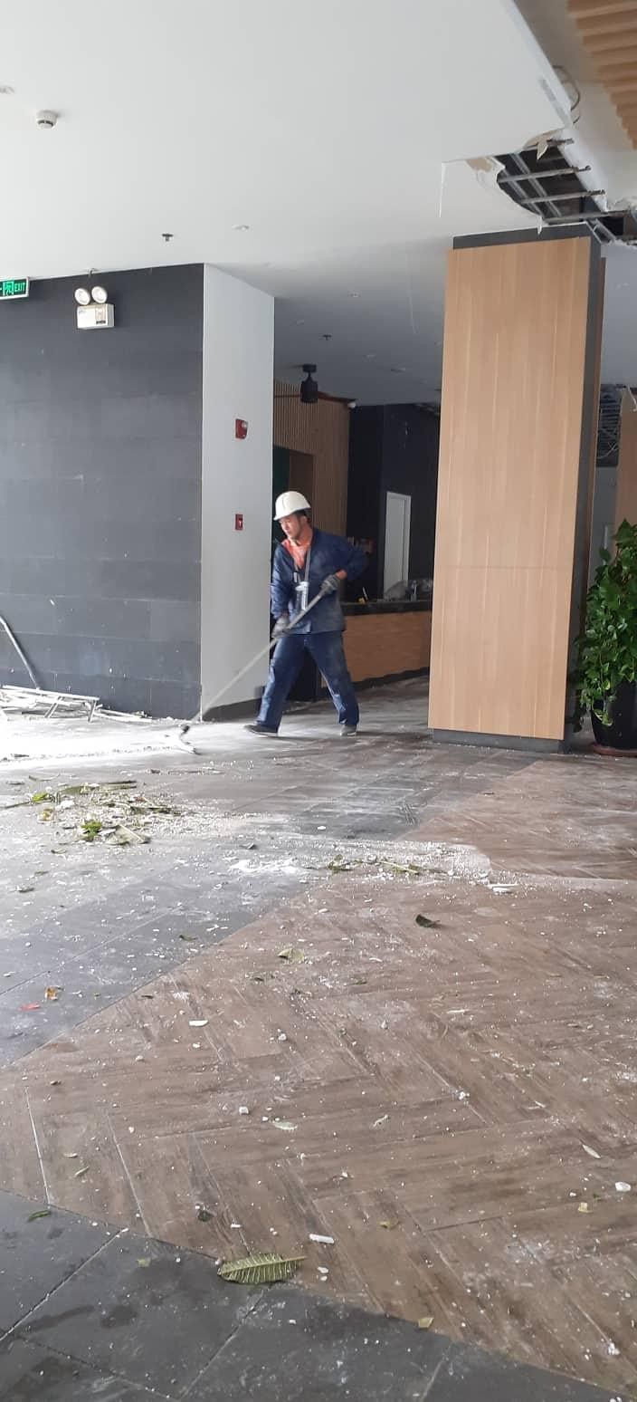 Hình ảnh trước và sau cơn bão tại một khách sạn ven biển Đà Nẵng ảnh 4