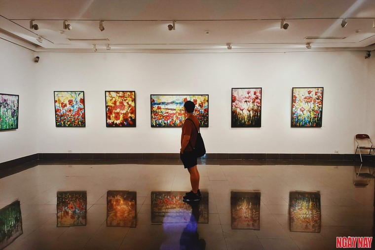 Những rung động ngọt ngào qua 'Lăng kính của Thủy' ảnh 8