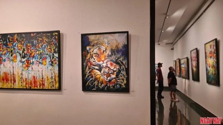 Những rung động ngọt ngào qua 'Lăng kính của Thủy' ảnh 9