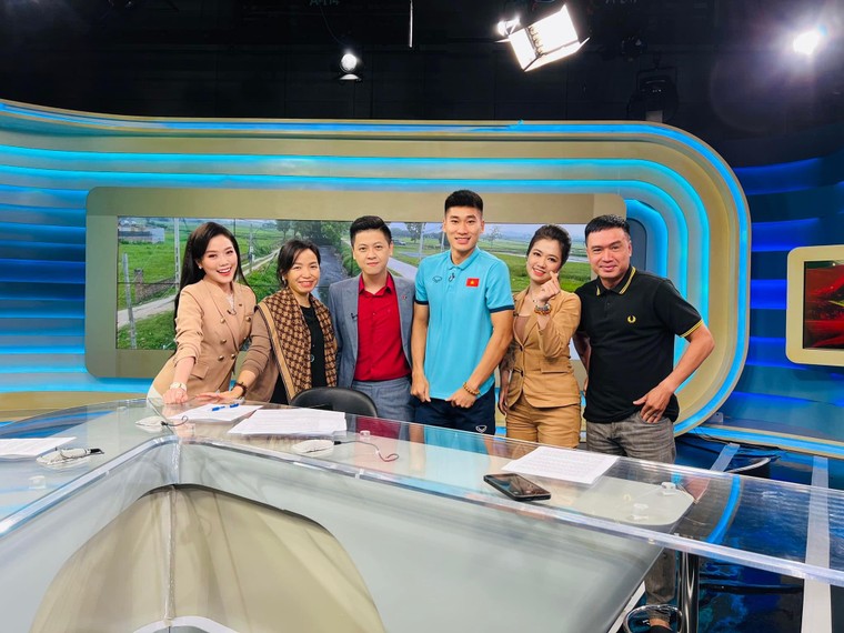 BTV Lê Thanh Huyền: 'Điều tự hào nhất với người làm báo là sản phẩm có tác động tích cực tới xã hội' ảnh 5