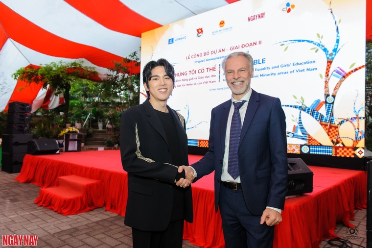 Isaac Hong và Phương Mỹ Chi chia sẻ cảm xúc khi đồng hành cùng dự án "Chúng tôi Có thể" của UNESCO ảnh 3