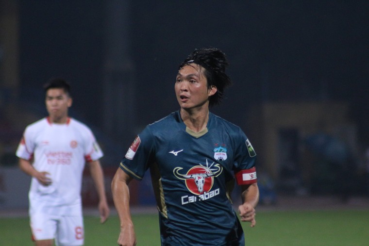 Cơn mưa bàn thắng tại sân vận động Hàng Đẫy ảnh 8