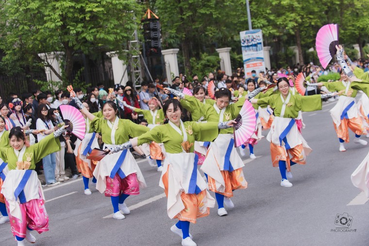 Tưng bừng lễ hội mùa hè Yosakoi Summer Festival ảnh 1