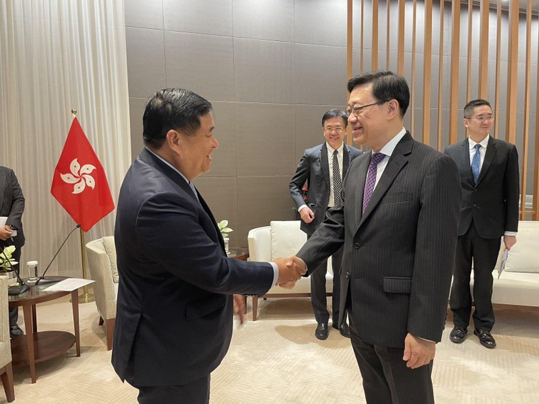 Bộ trưởng Bộ KHĐT tham dự và phát biểu ý kiến tại Hội nghị cấp cao Vành đai và Con đường lần thứ 8 ảnh 2