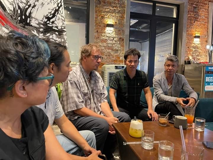 Triển lãm và Đấu giá '5649': Nghệ thuật xoa dịu đau thương ảnh 4