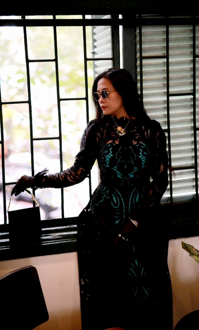 Workshop "Thiều Hoa" tiết lộ bí quyết làm mới áo dài chơi Tết ảnh 8