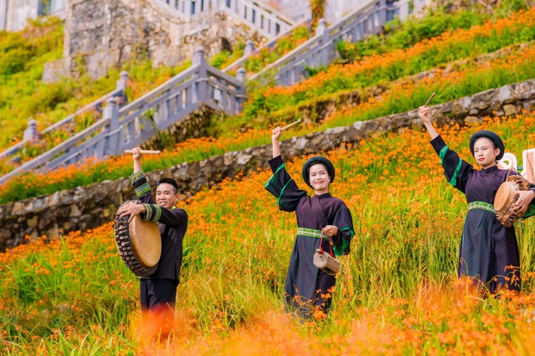 Du ngoạn Sa Pa dịp 2/9, đừng quên đêm nhạc đặc biệt này tại Bản Mây, Fansipan ảnh 6