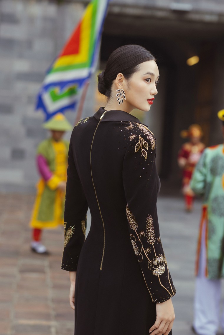 Hương Giang nhận xét Quỳnh Anh - Á Quân The Face sở hữu vẻ đẹp Á Đông, đủ sức cạnh tranh trên trường quốc tế ảnh 4