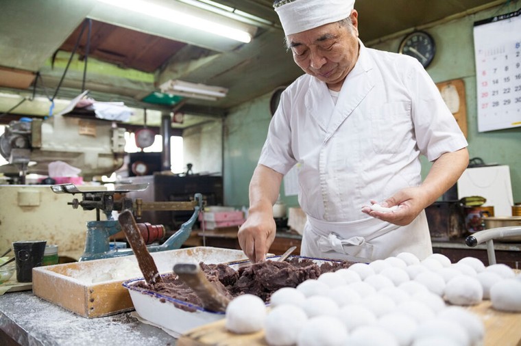 Thống kê bất ngờ của Nhật Bản: Số lượng người lao động cao tuổi đạt mức cao kỷ lục ảnh 1