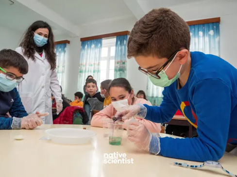 UNESCO: Thúc đẩy xóa nạn mù chữ thông qua đa dạng ngôn ngữ và giáo dục dựa trên tiếng mẹ đẻ ảnh 1