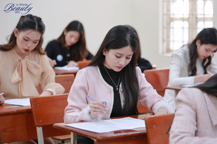 Muôn hoa khoe sắc tại vòng sơ khảo Press Beauty 2025 ảnh 2