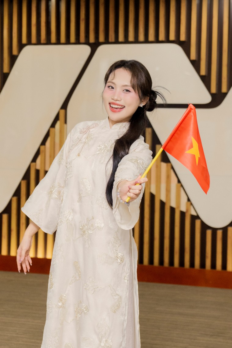 Phương Mỹ Chi gìn giữ hồn dân tộc qua tiếng hát tại lễ sơ duyệt cấp nhà nước ảnh 3