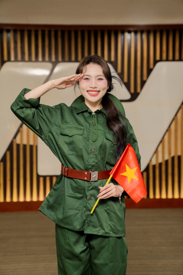 Phương Mỹ Chi gìn giữ hồn dân tộc qua tiếng hát tại lễ sơ duyệt cấp nhà nước ảnh 2