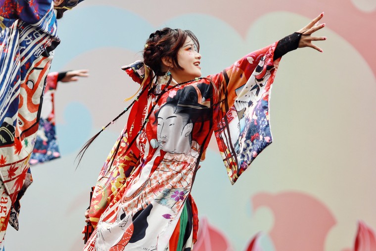 Sắc màu rực rỡ tại Liên hoan Yosakoi Việt Nam 2025 ảnh 2