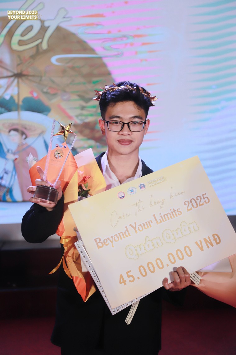 Đêm Chung kết Cuộc thi Hùng biện Beyond Your Limits 2025: Nơi bản lĩnh và trí tuệ thăng hoa ảnh 3