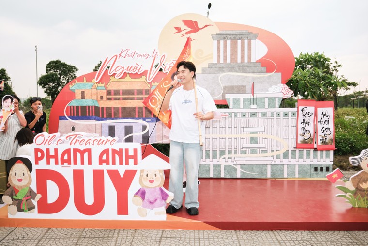 Ca sĩ Phạm Anh Duy và FC Oil lan tỏa yêu thương qua dự án “Nụ cười ở lại” ảnh 15