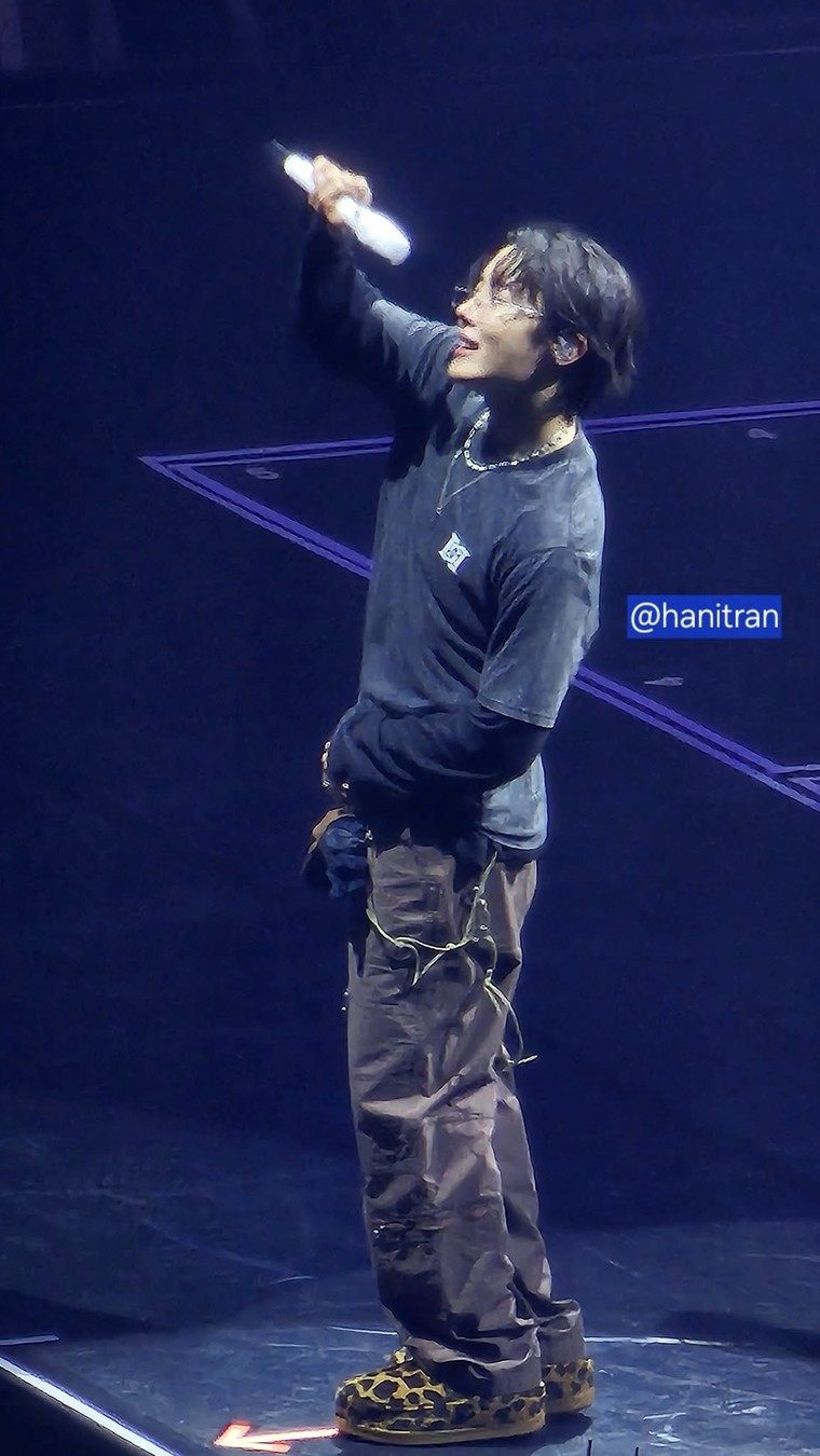 Chuỗi ảnh concert "Hope on the stage" tại Bangkok của BTS j-hope: Một hành trình cảm xúc rực rỡ ảnh 12