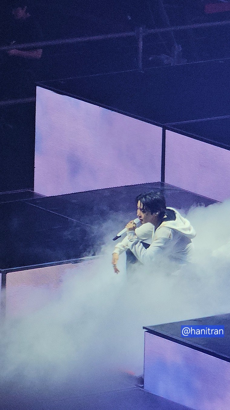 Chuỗi ảnh concert "Hope on the stage" tại Bangkok của BTS j-hope: Một hành trình cảm xúc rực rỡ ảnh 9
