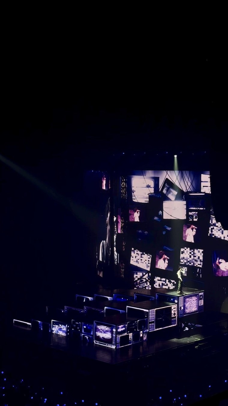 Chuỗi ảnh concert "Hope on the stage" tại Bangkok của BTS j-hope: Một hành trình cảm xúc rực rỡ ảnh 8