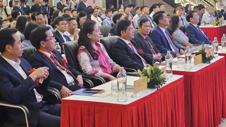 Lễ Khai Mạc Hội Chợ ENTECH Hanoi 2025: Bước Tiến Chuyển Đổi Xanh ảnh 1