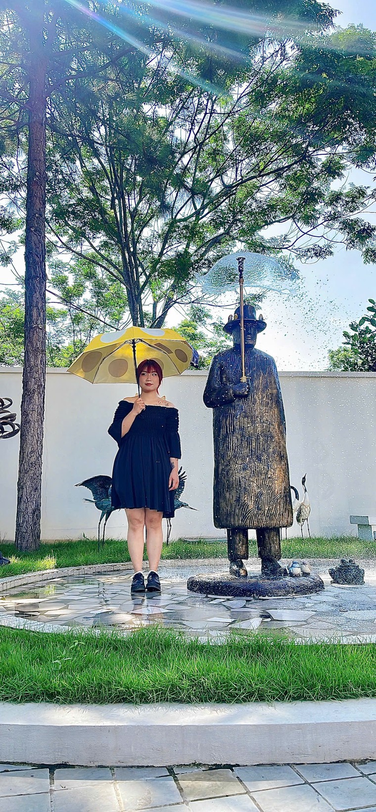 Những góc check-in đẹp nhất tại Bảo tàng Nghệ thuật Kính màu Việt Nam ảnh 8