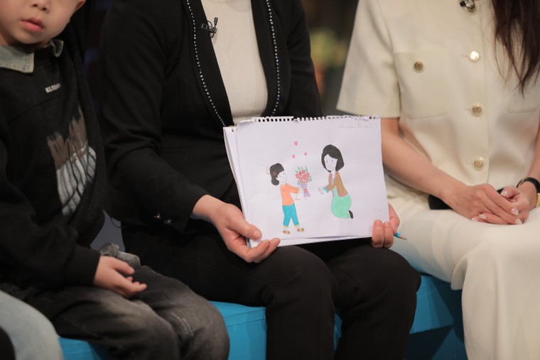 Trạm yêu thương: Khi tình mẫu tử vượt qua mọi giới hạn của ngôn ngữ ảnh 1