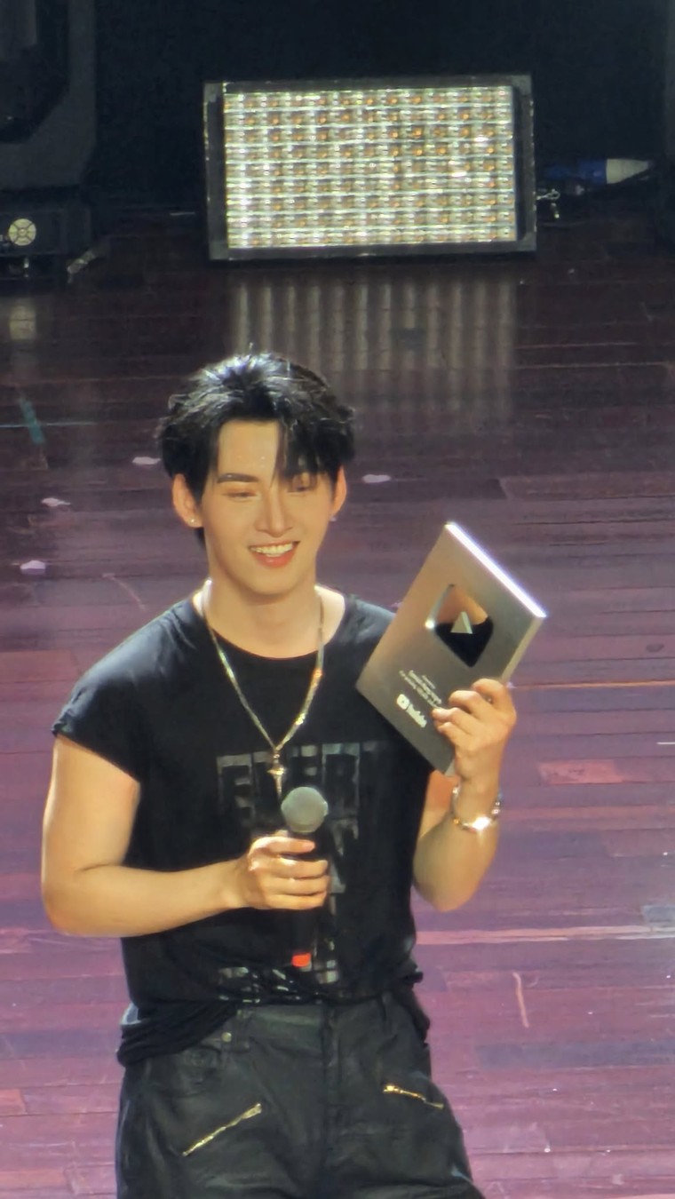 Geminight lung linh: Hùng Huỳnh tái hợp người hâm mộ tại Hà Nội ảnh 7