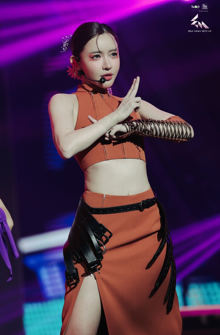 Các ca khúc mới của Em Xinh "Say Hi" truyền cảm hứng về lối sống tích cực ảnh 5