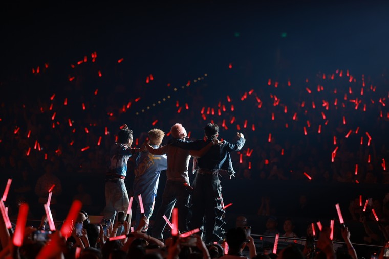 Anh Trai “Say Hi” thắp sáng Las Vegas: Giấc mộng đêm hè tại Kinh đô giải trí ảnh 1