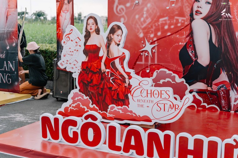 Trước thềm Em Xinh “Say Hi” Concert - Đêm 1: Không khí sôi động với hoạt động food truck, các Em Xinh miệt mài tổng duyệt ảnh 8