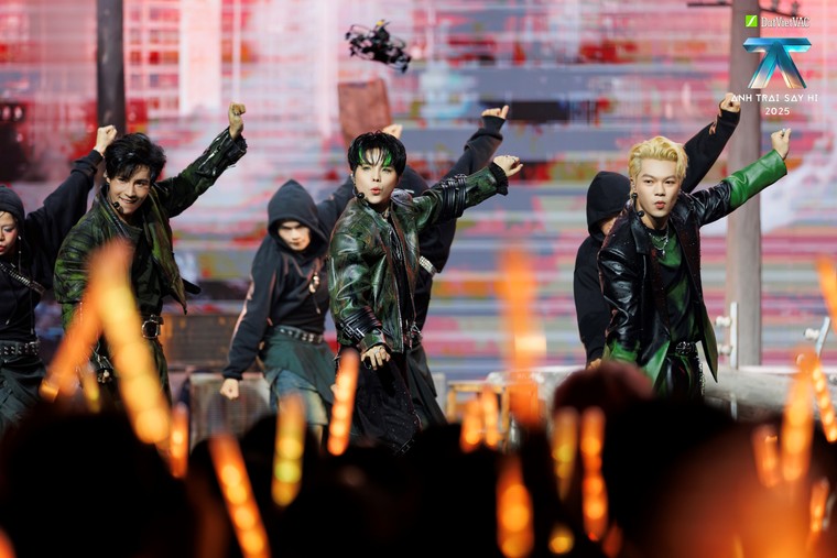 Anh Trai “Say Hi” 2025 Tập 5: Lần đầu tiên trong Vũ Trụ “Say Hi”, không có bất kỳ Anh Trai nào bị loại ảnh 3