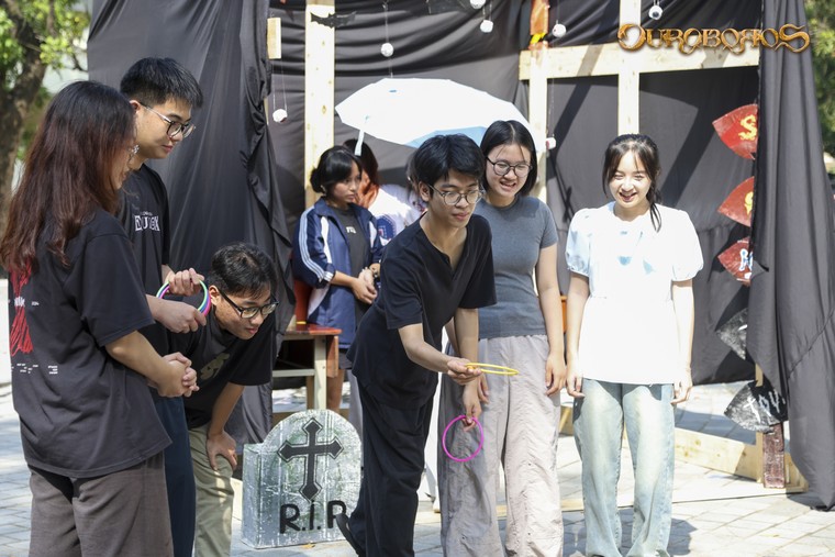 Trải nghiệm không khí sôi động tại sự kiện đồng hành “Marcescere” trường Báo ảnh 4